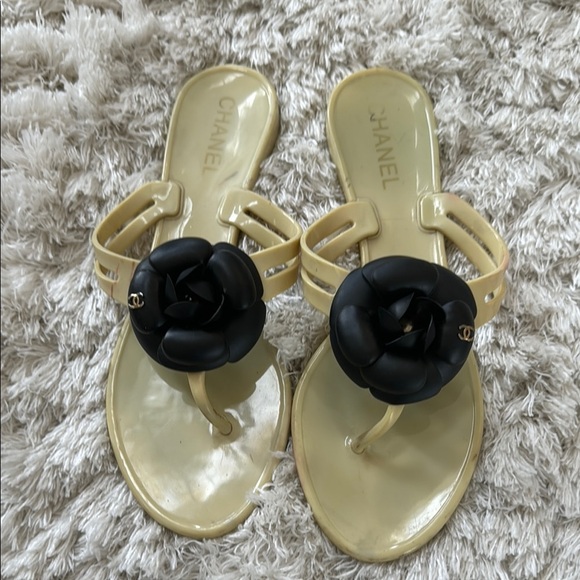 CHANEL Shoes - Chanel Women's jelly Black and Cream Sandals size 40